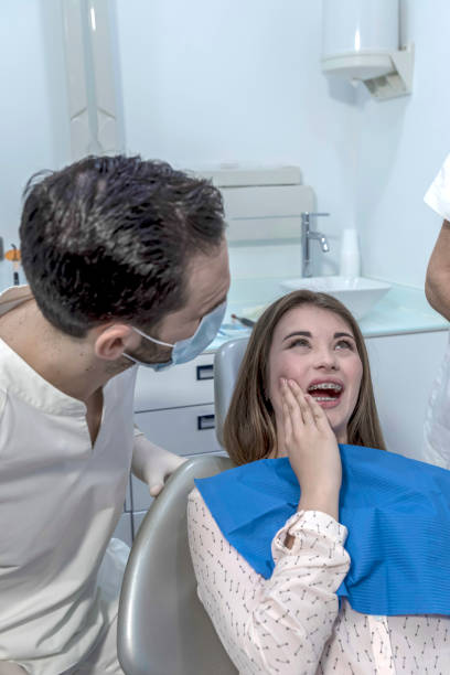 Best Emergency Broken Tooth Repair in Conway, FL